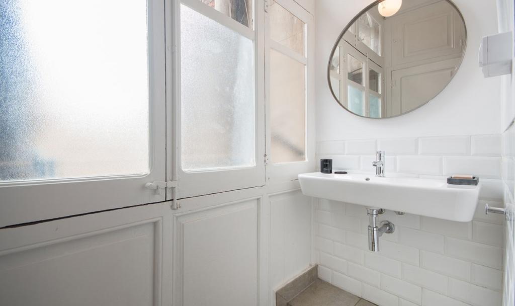 You Stylish Boutique Apartments Barcelona Bagian luar foto
